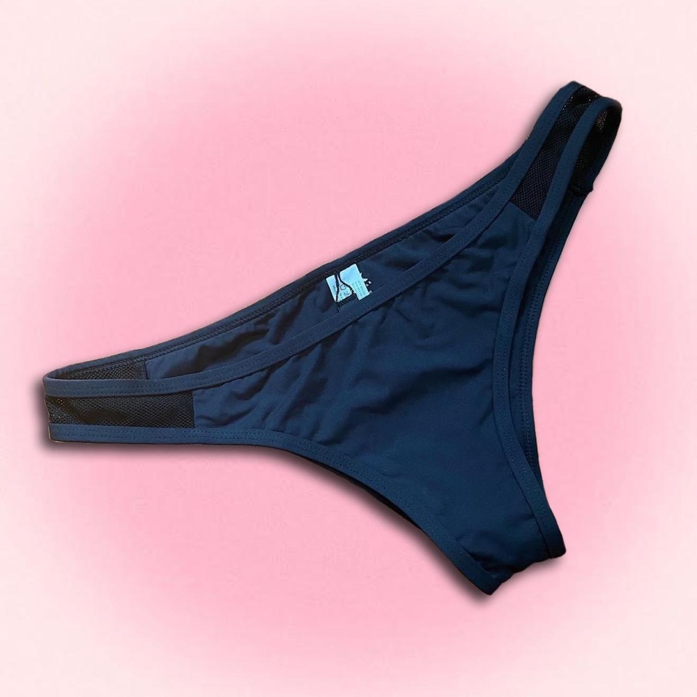 T-VK Tavik Swimwear Black M cut-out Bikini Bottom